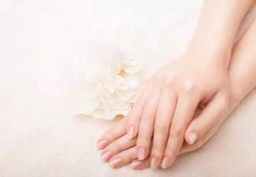 How to keep your cuticles healthy and good-looking?